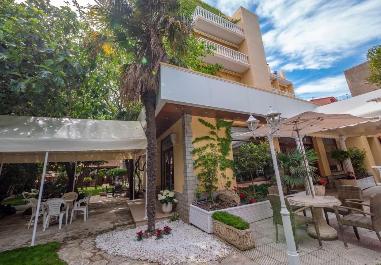 Hostal Gallet Росас Экстерьер фото